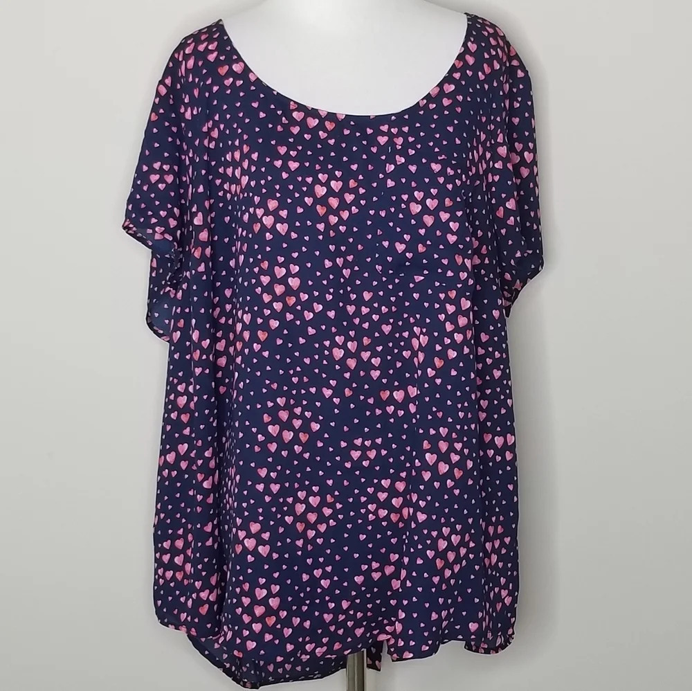 Torrid Blue & Pink Heart Print Crepe Button Back Short Sleeve Top 2X